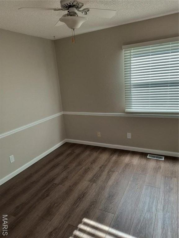 19 Park Charles Blvd N - Photo 7 of 14