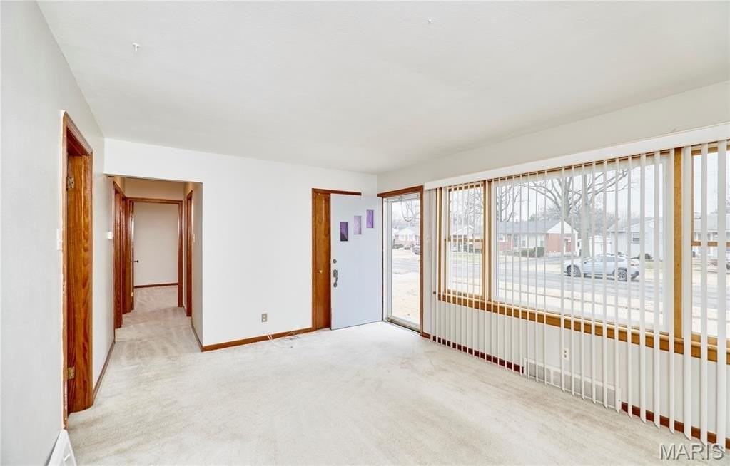 300 S Saint Jacques St - Photo 6 of 33