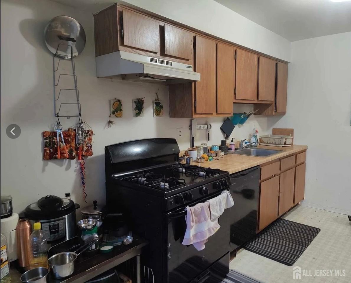 1713 Raspberry Ct - Photo 7 of 10