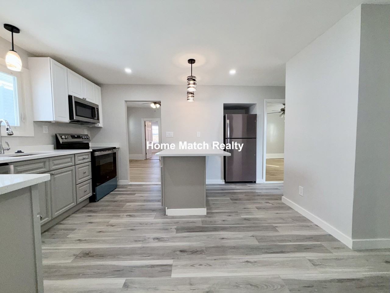 Gladstone St #2 - Photo 3 of 22