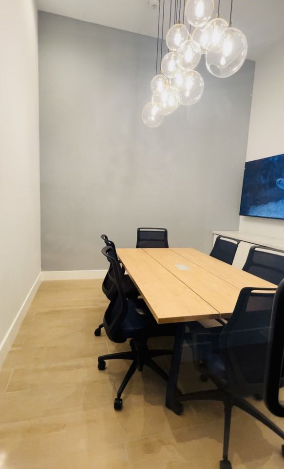 48 Nw 164th St #303 - Photo 4 of 12