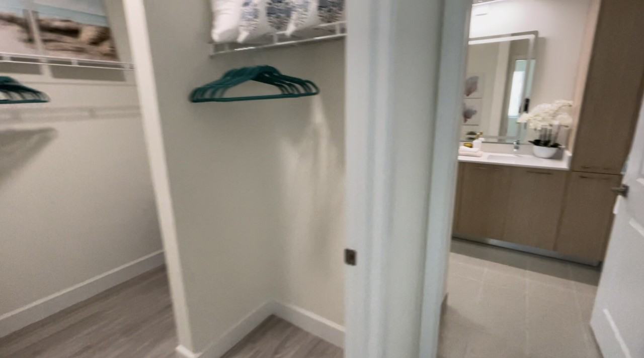 895 W 72nd St #311 - Photo 7 of 9