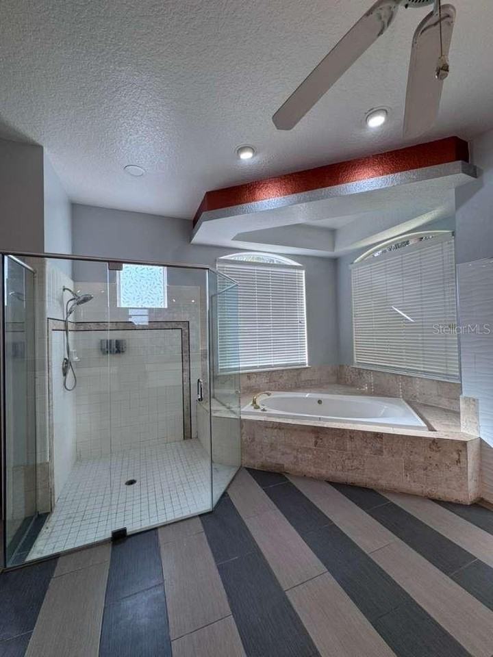 7600 Debeaubien Dr - Photo 7 of 10