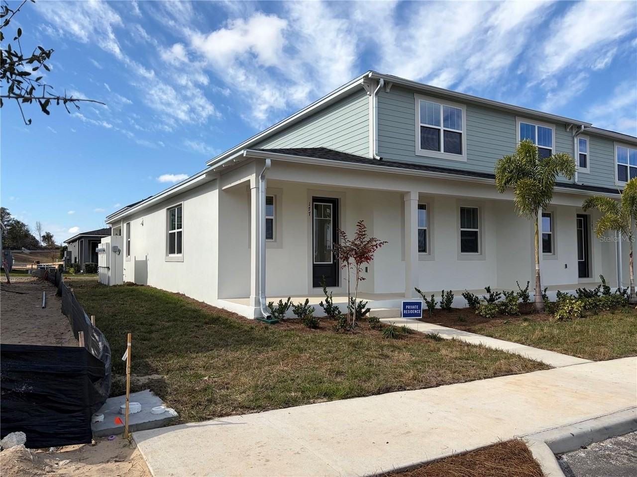 177 RAINWOOD STREET - Photo 2 of 26