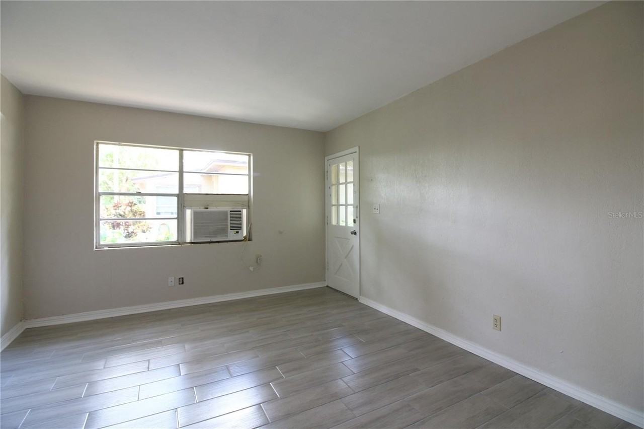 1116 S Tennessee Ave - Photo 3 of 15