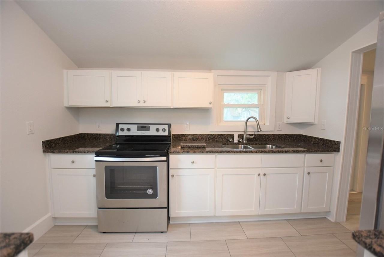 213 E Patterson St - Photo 3 of 21