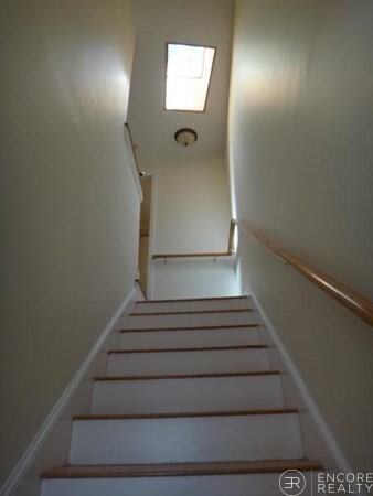 147 Marcella St #3 - Photo 5 of 14