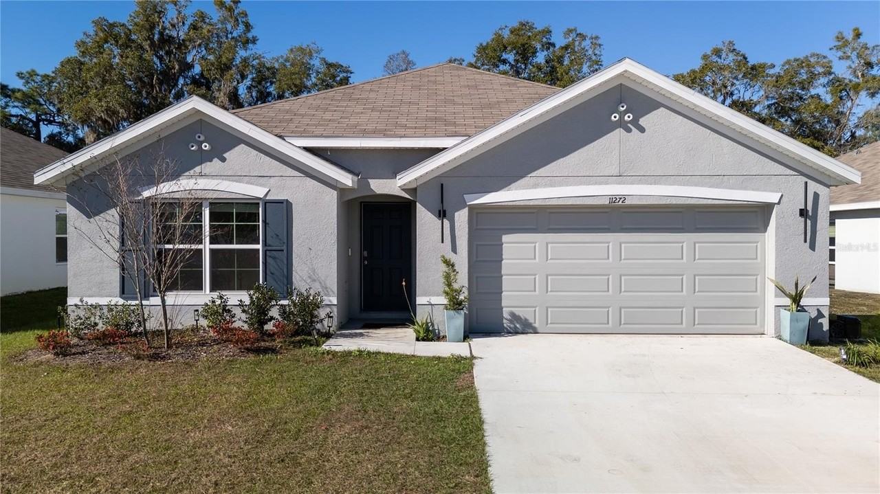 11272 Se 67th Cir - Photo 2 of 24