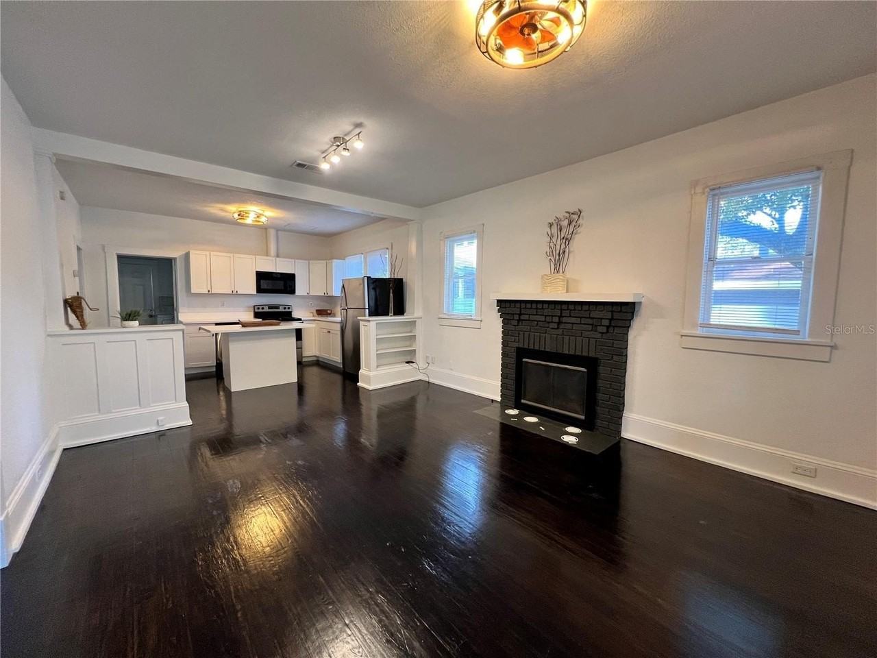 412 Briercliff Dr - Photo 2 of 29