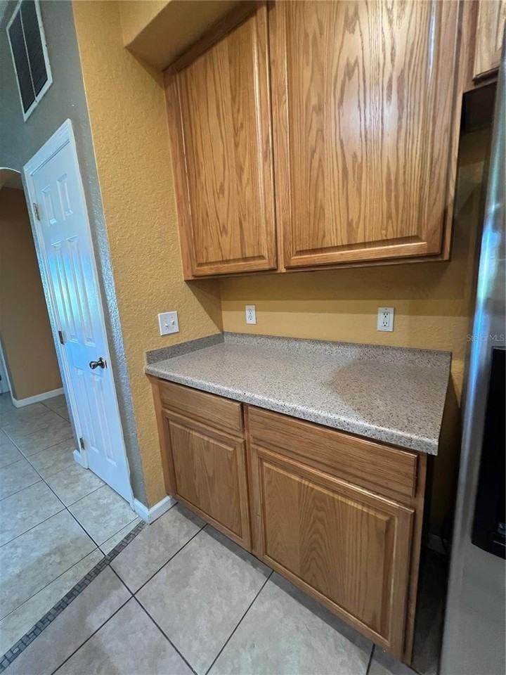 1316 Falling Star Ln - Photo 7 of 50