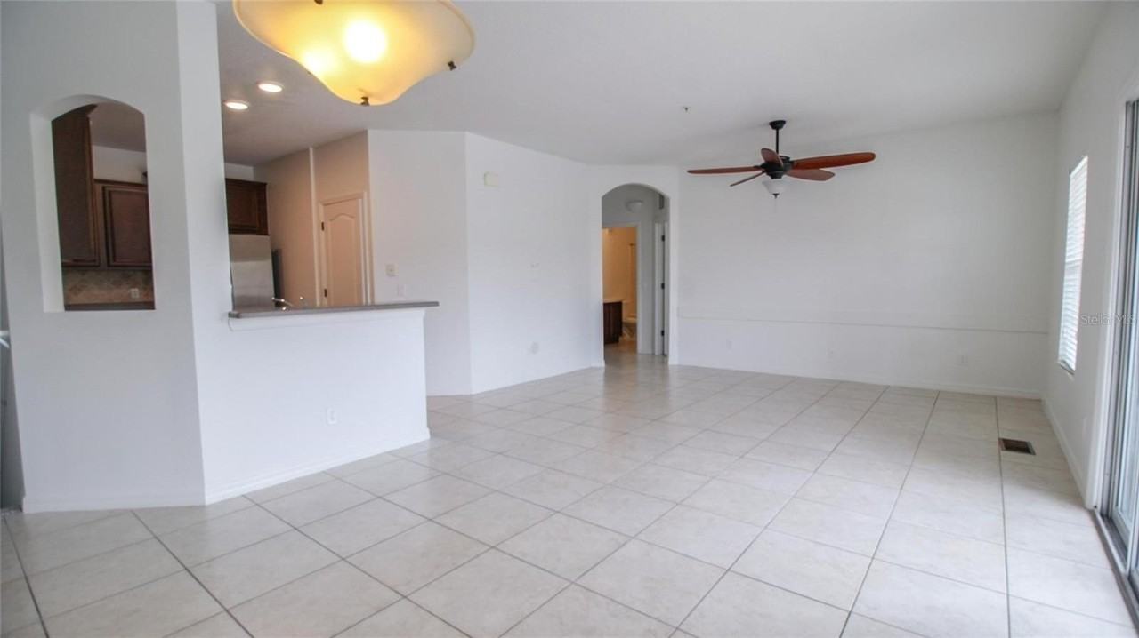 2333 Betsy Ross Ln - Photo 4 of 12