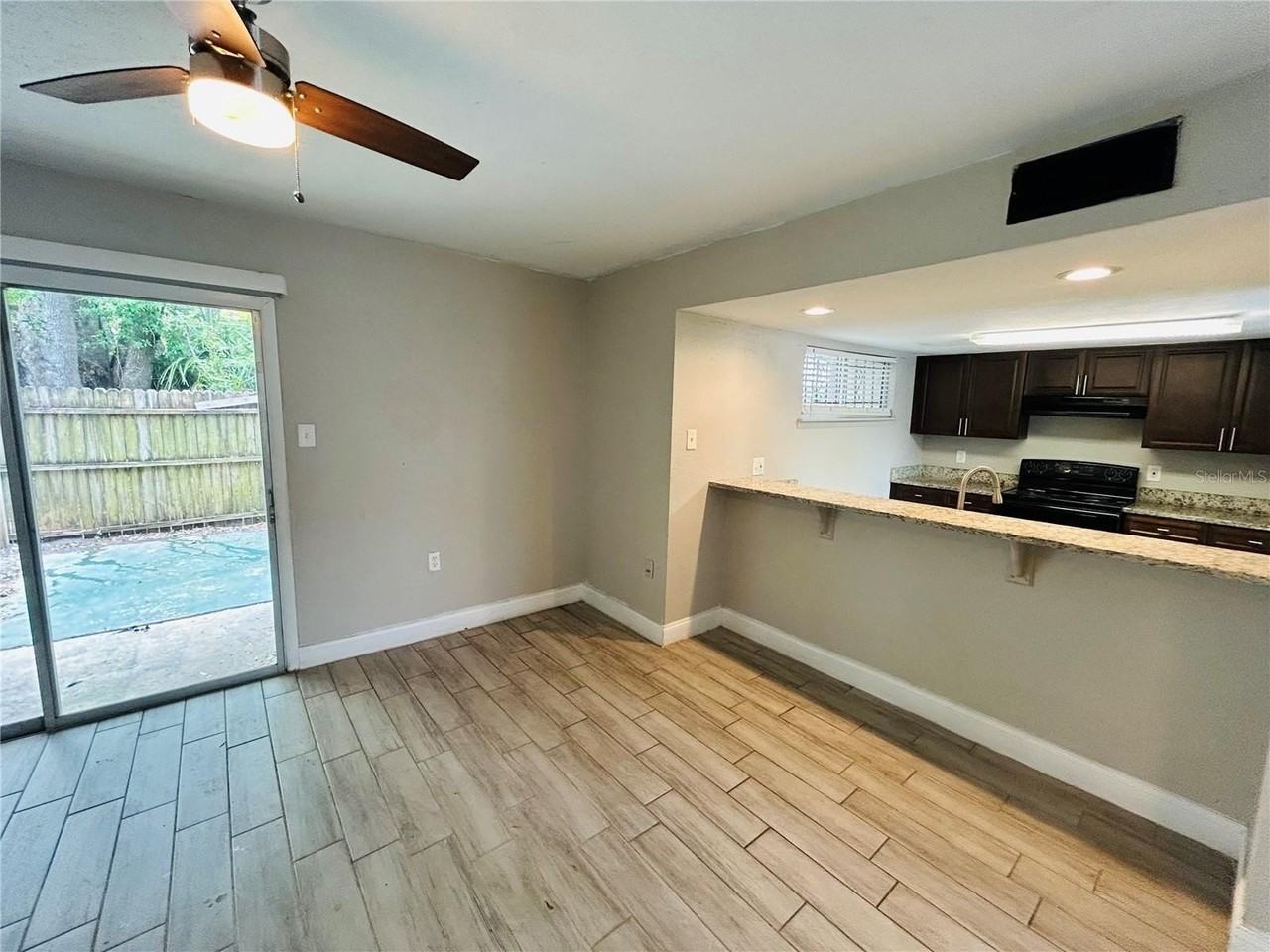 3922 Crayrich Cir #C4 - Photo 3 of 14