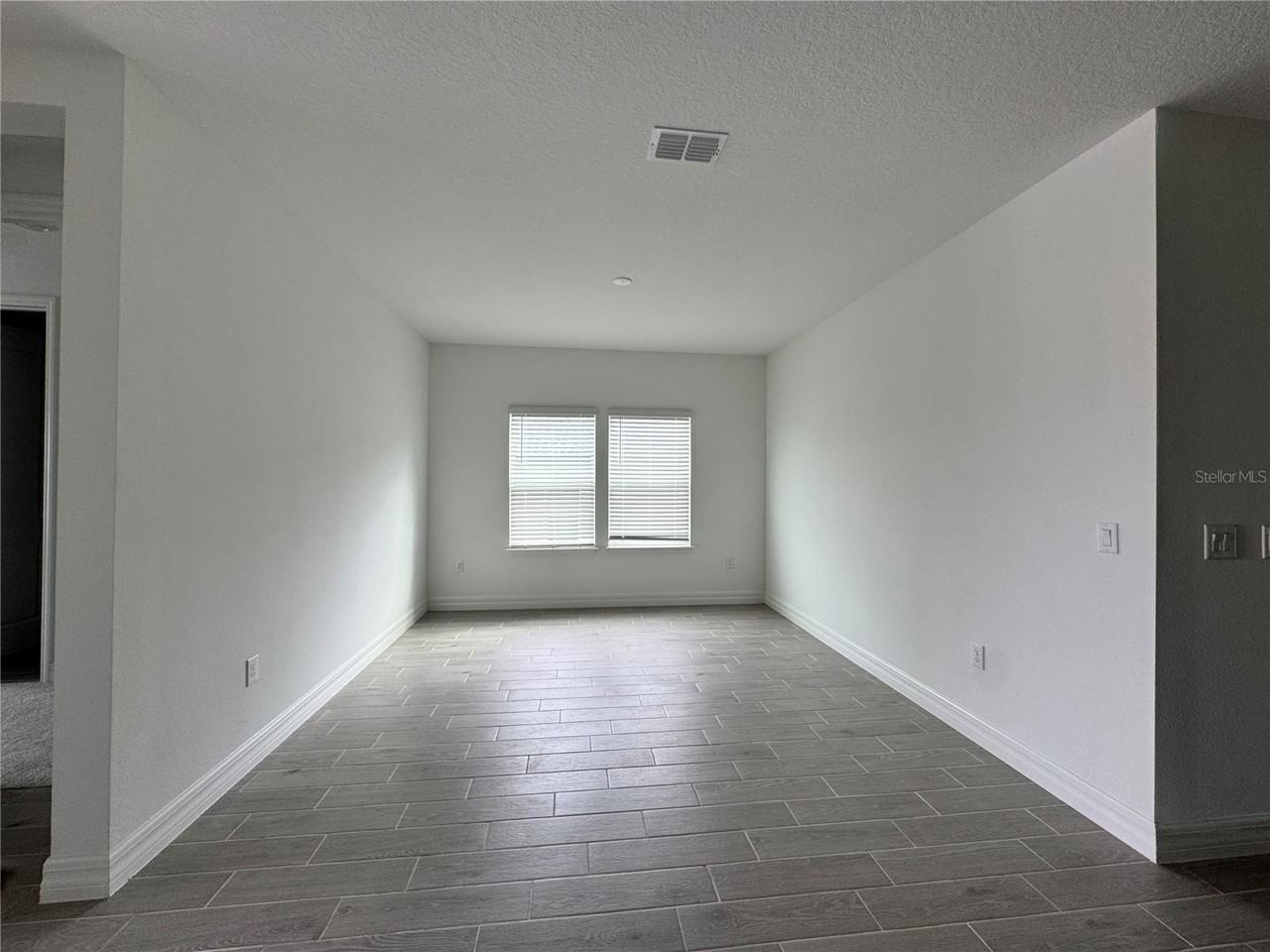 1308 Se 43rd Rd - Photo 6 of 21