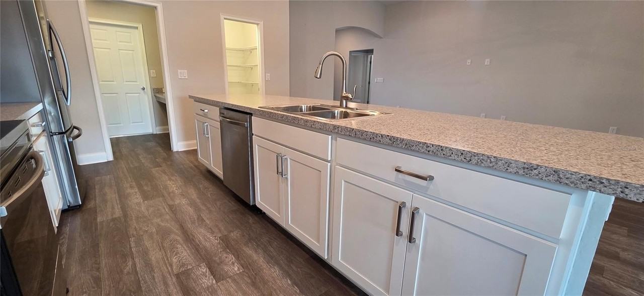 202 Polermo Ave - Photo 7 of 28