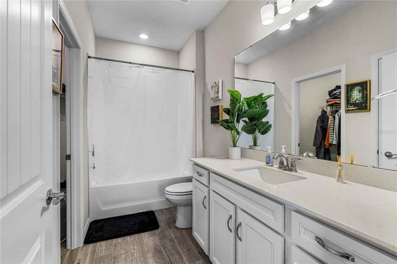 9622 Passaic Pkwy - Photo 6 of 34