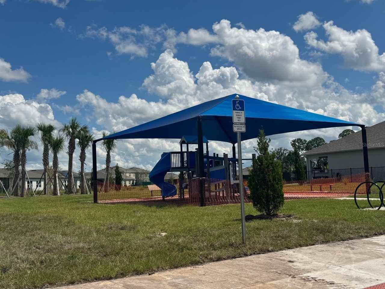 371 Preston Cove Dr - Photo 6 of 38