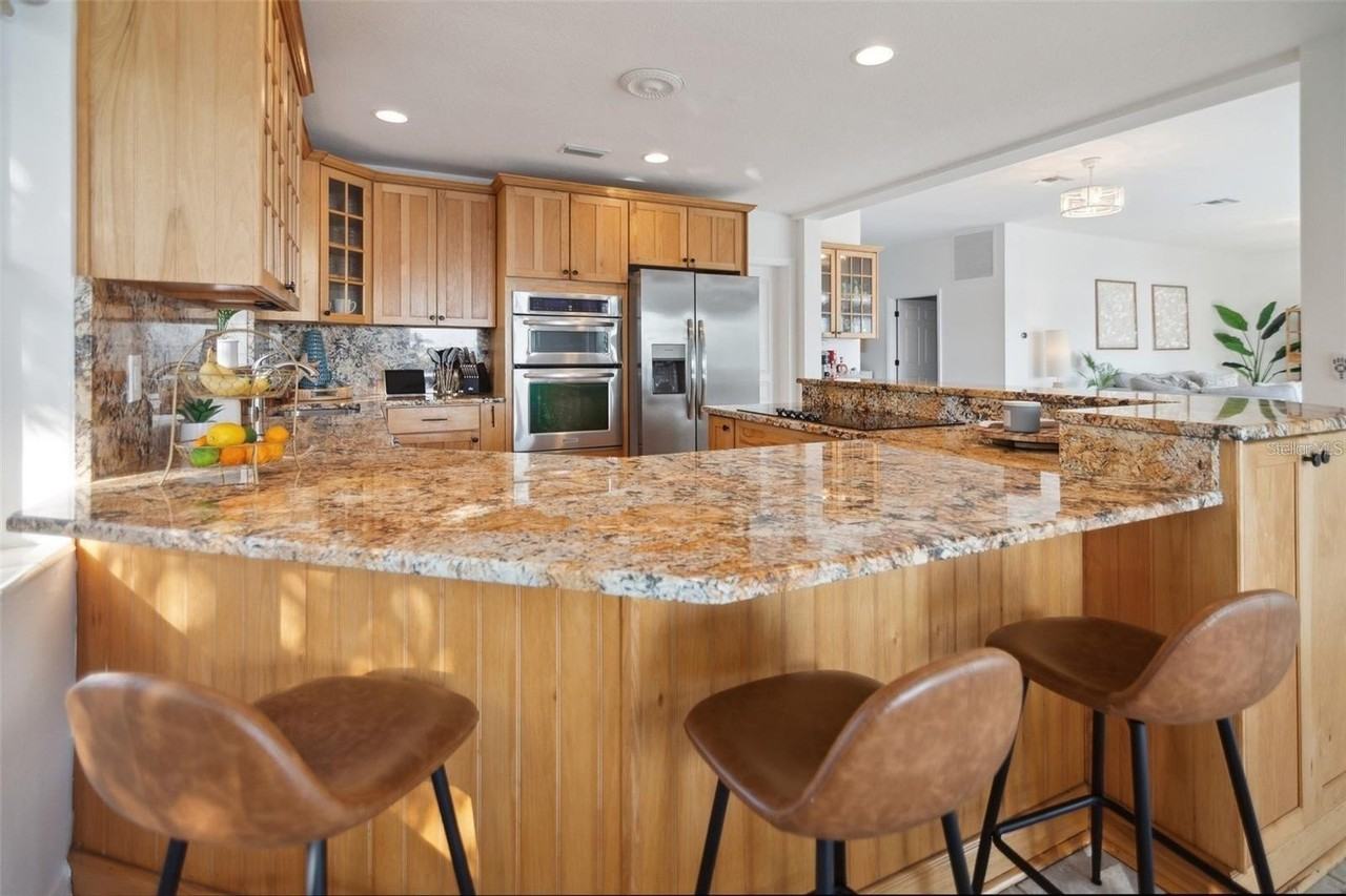 1828 Sunrise Blvd - Photo 6 of 22