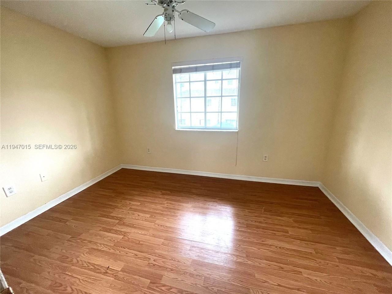 2028 Ne 167th St #3-153 - Photo 7 of 8