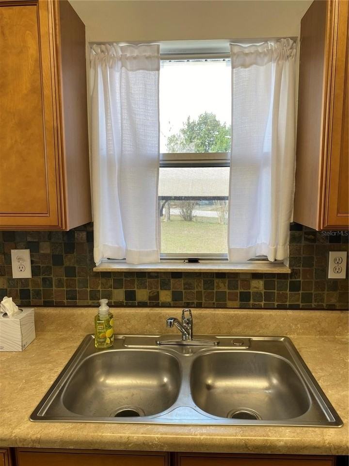 14183 Pomona Ave - Photo 5 of 17