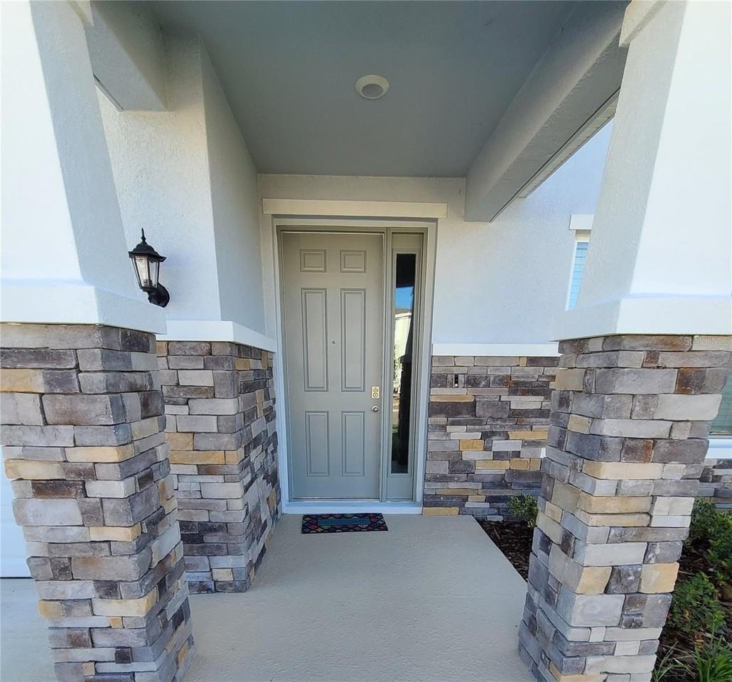 2518 Warren Acres Blvd - Photo 3 of 29