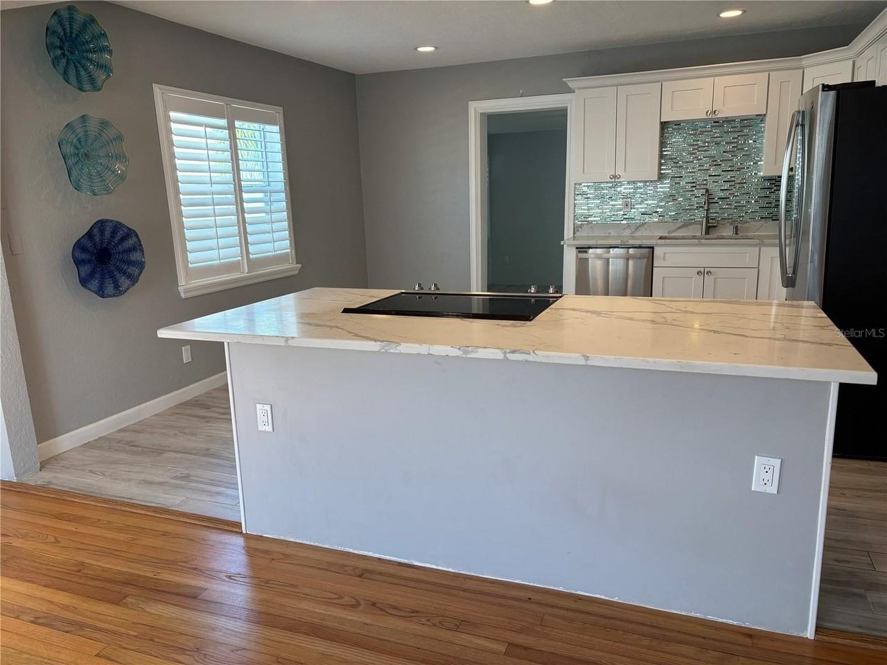 2919 12th Ave N - Photo 7 of 36