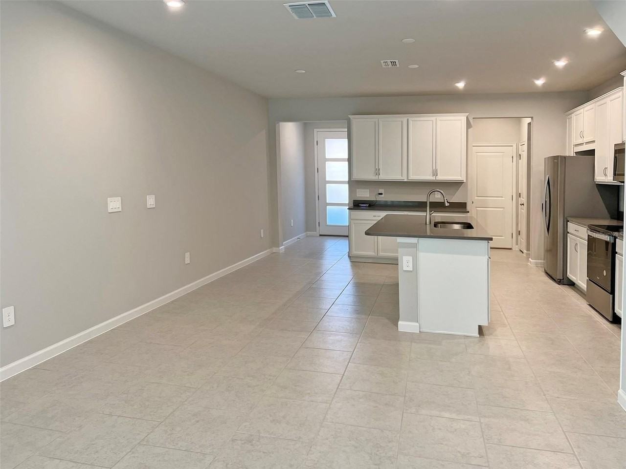 3254 Moonlit Lily Pl - Photo 7 of 29