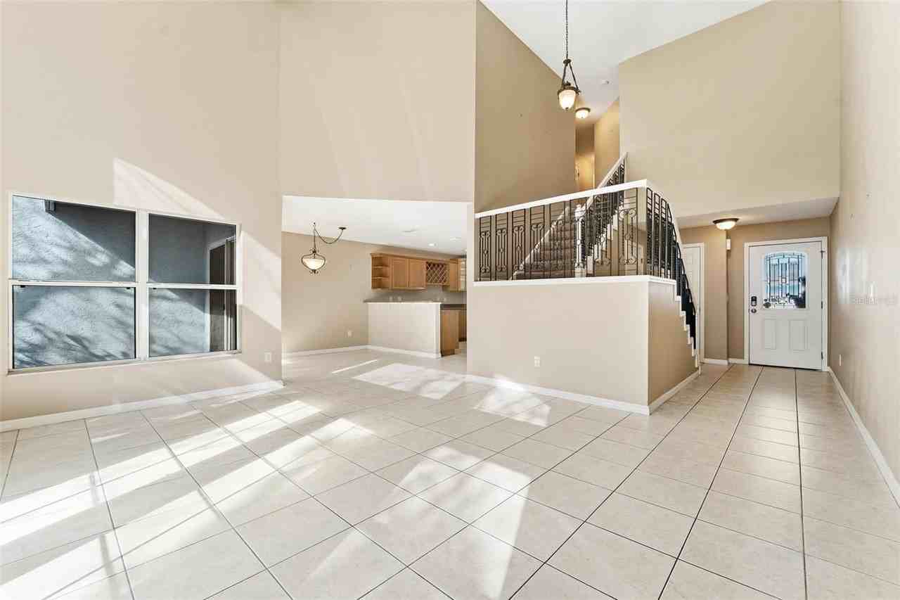 13303 Arena Pl - Photo 5 of 13