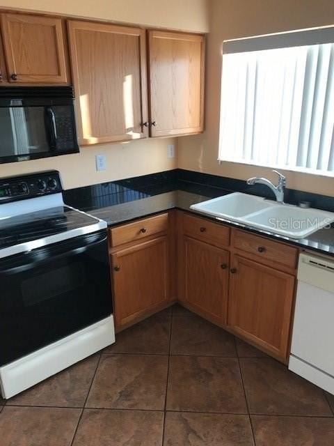 207 Abigail Rd - Photo 2 of 8