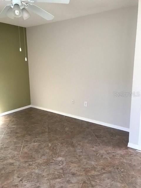 207 Abigail Rd - Photo 4 of 8