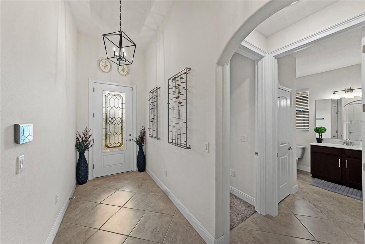 34155 Evergreen Hill Ct - Photo 5 of 13