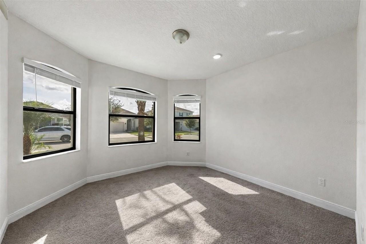 34155 Evergreen Hill Ct - Photo 6 of 13