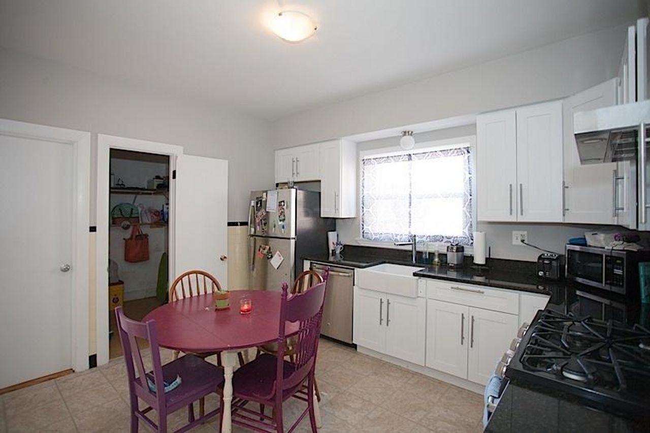 18 Murdock St #1 - Photo 3 of 7