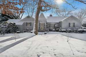 featured image of 232 Round Hill Rd