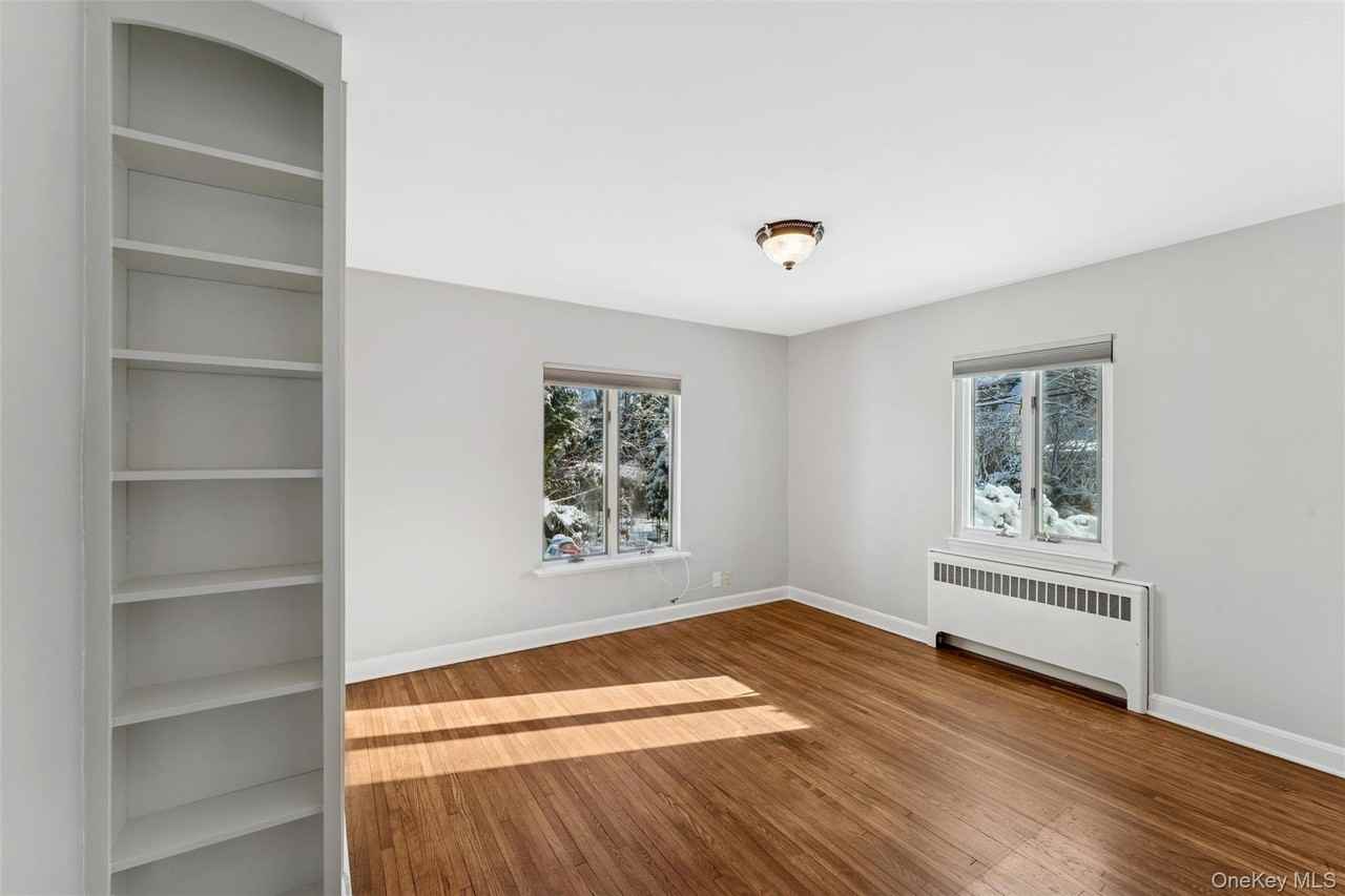 232 Round Hill Rd - Photo 6 of 15