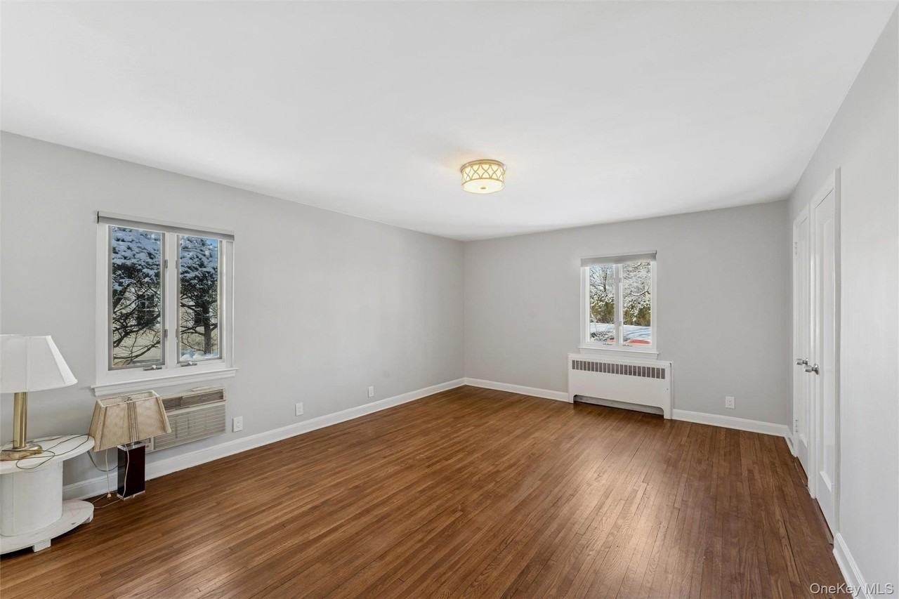 232 Round Hill Rd - Photo 7 of 15