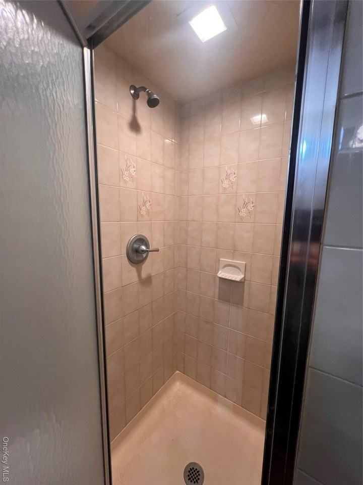 30 Dimiceli St Apt 1 #1 - Photo 4 of 9