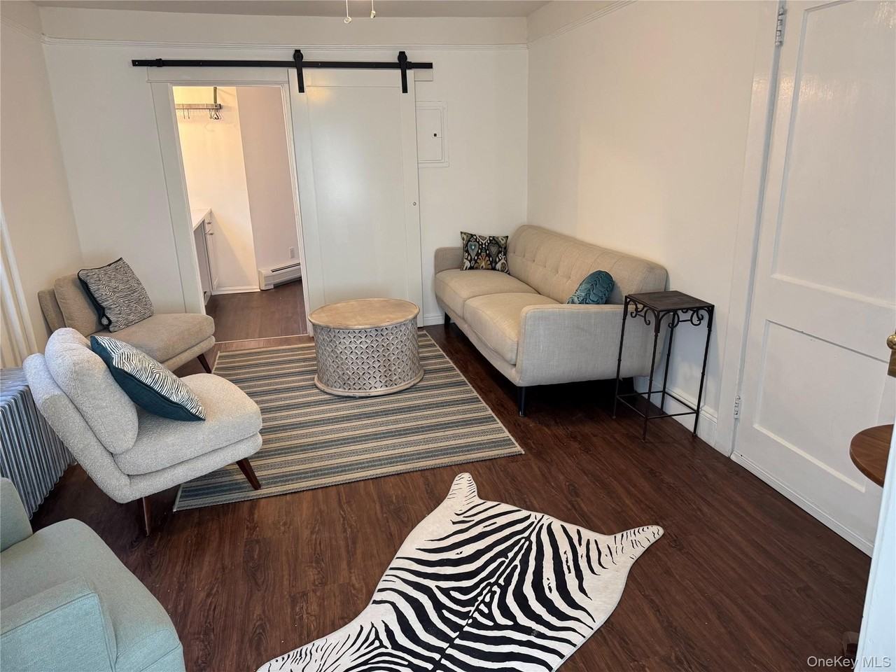 593 Piermont Ave Apt 2 #2 - Photo 3 of 13