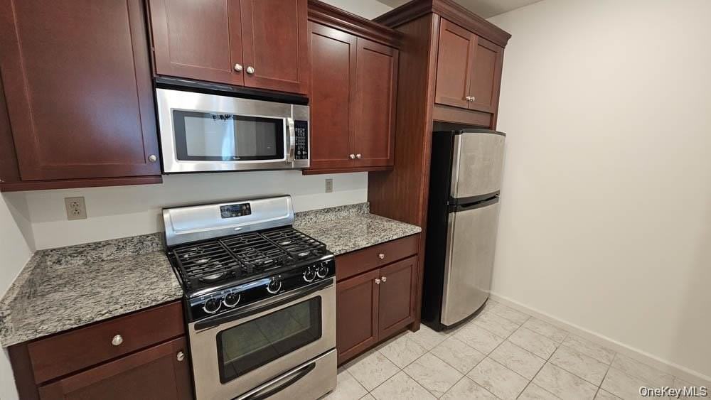 103 Canter Ct - Photo 4 of 20