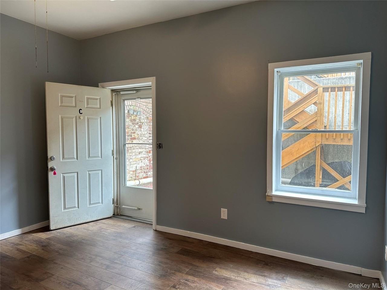 13 Jackson St Apt C #C - Photo 2 of 9