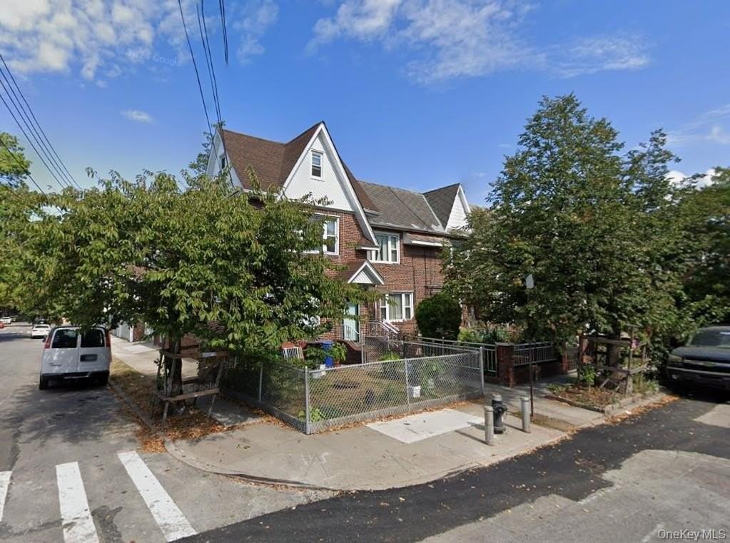 16001 84th Rd 1st Fl #1stFL