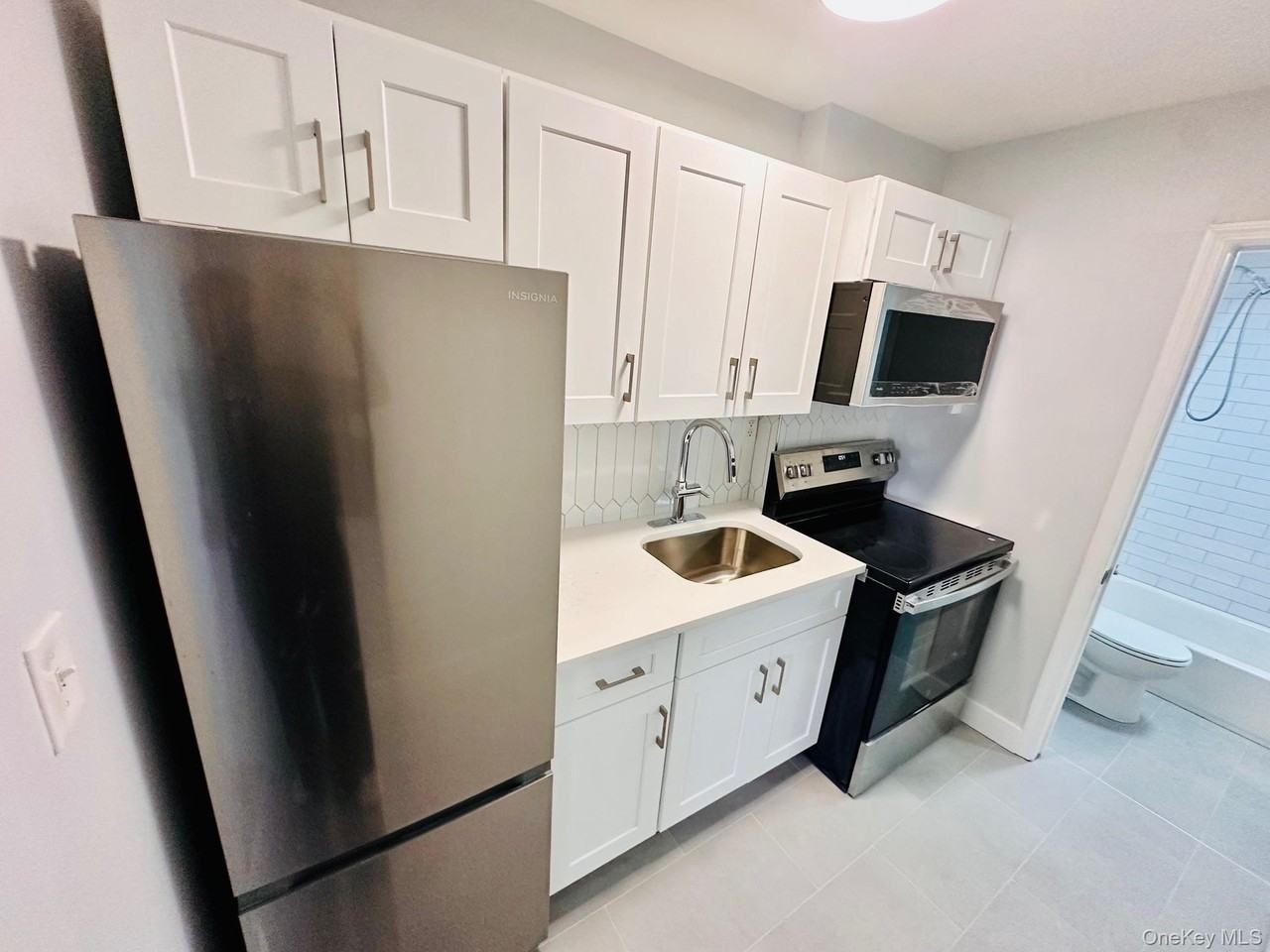 97 Waverly St Apt 3f #3F - Photo 7 of 13