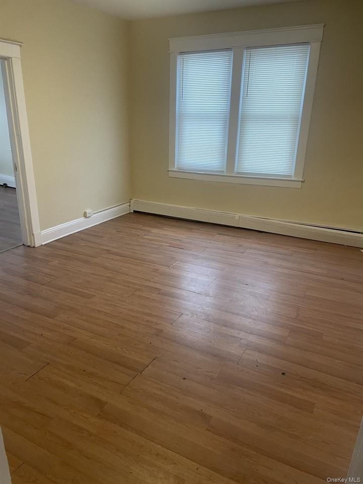 61 Larkfield Rd Unit B #B - Photo 4 of 7