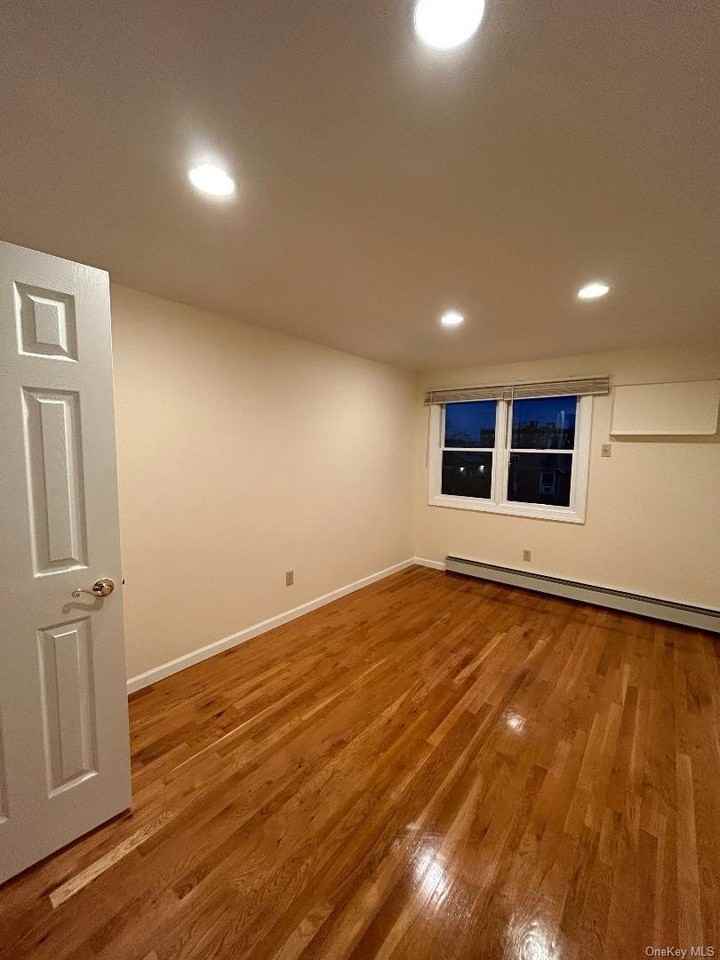 1523 Utopia Pkwy Unit 2 #2 - Photo 4 of 9