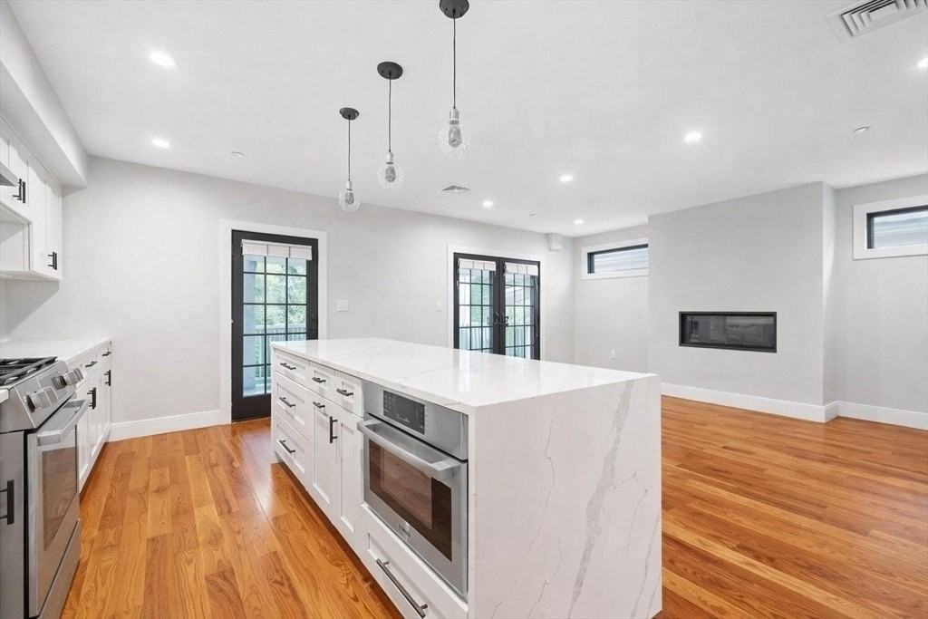 113-115 Falcon St Unit 113-3 #113-3 - Photo 4 of 19