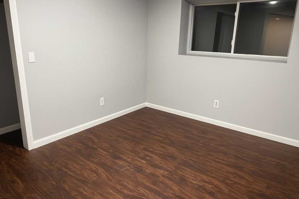 315R Weir St Unit R #R - Photo 6 of 7