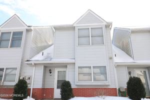 featured image of 142 Westchester Dr