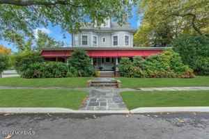featured image of 116 Washington Ave