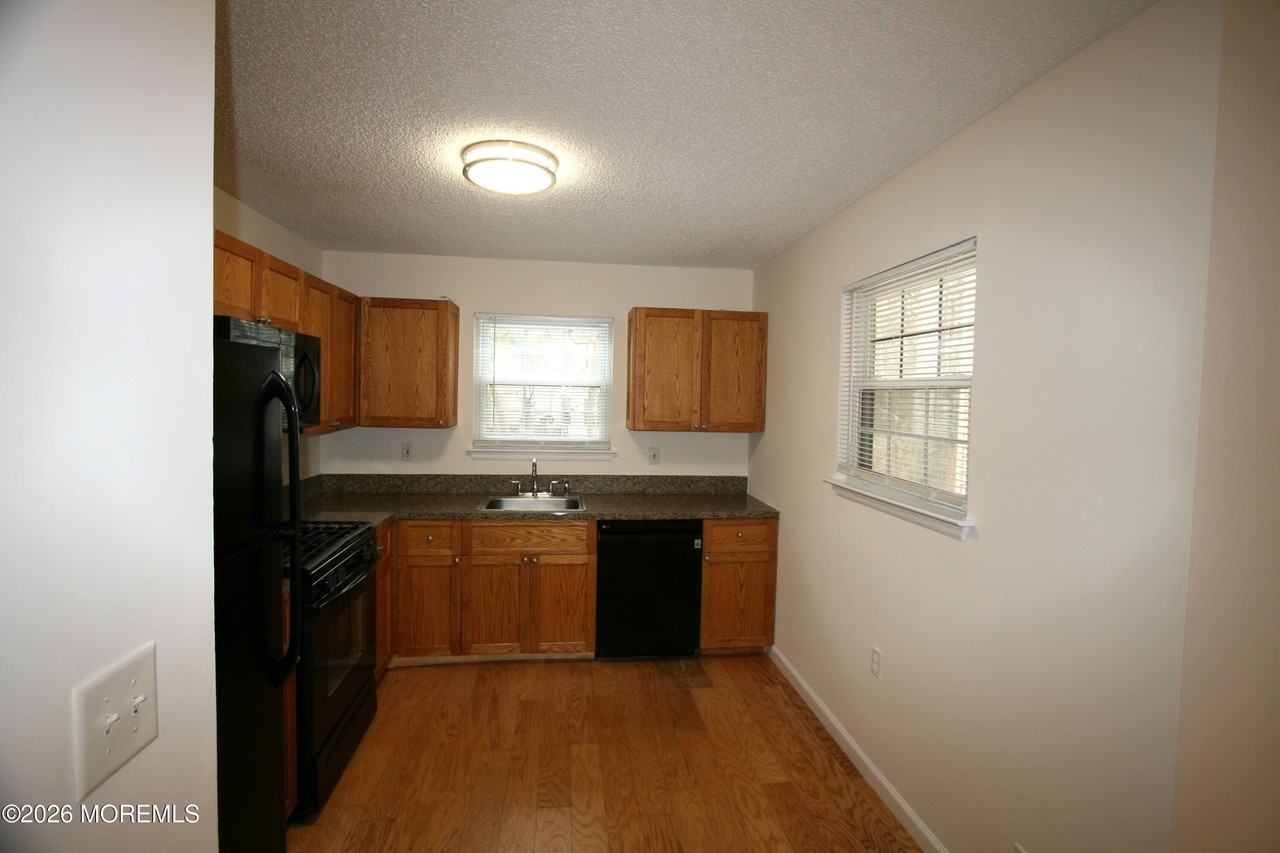 200 Daffodil Dr - Photo 5 of 18