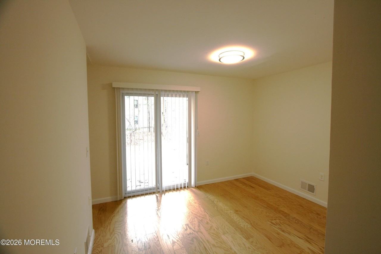 200 Daffodil Dr - Photo 7 of 18