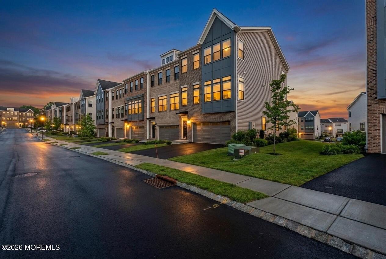 23 Valiant Ct - Photo 2 of 30